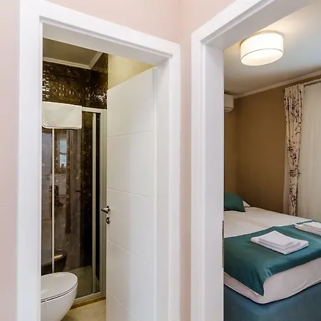Jelena Apartment *